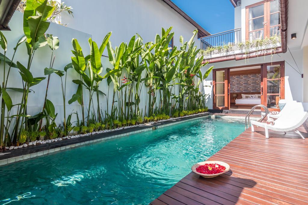 The Kamojang Jimbaran Villa Kuta Lombok Exteriör bild