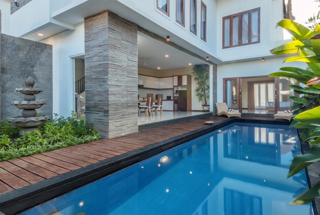 The Kamojang Jimbaran Villa Kuta Lombok Exteriör bild