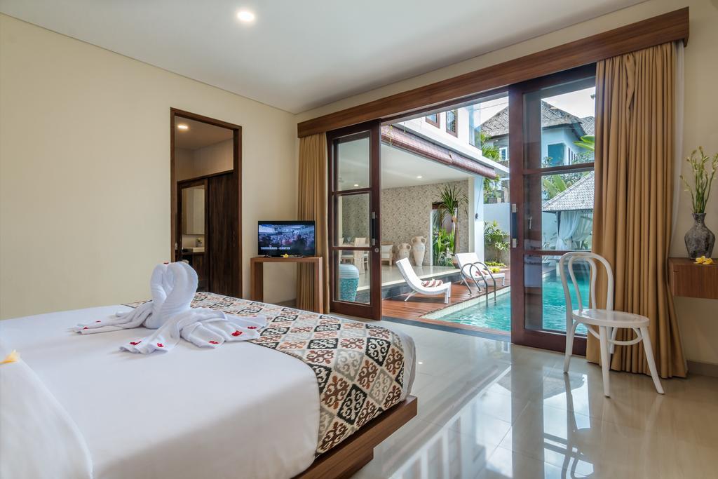 The Kamojang Jimbaran Villa Kuta Lombok Exteriör bild