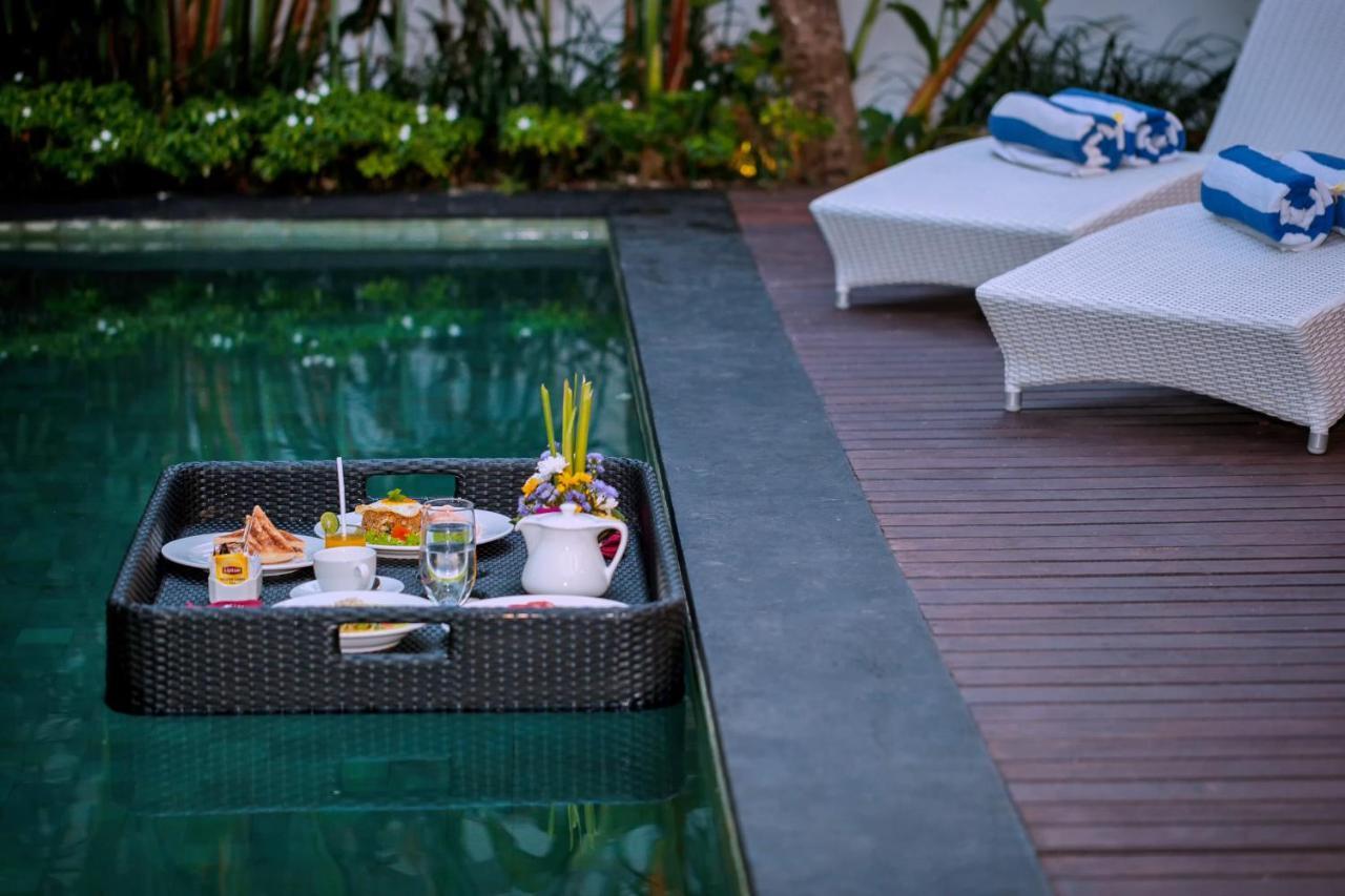 The Kamojang Jimbaran Villa Kuta Lombok Exteriör bild