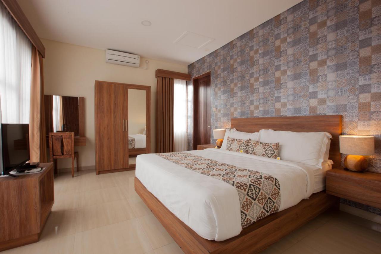 The Kamojang Jimbaran Villa Kuta Lombok Exteriör bild